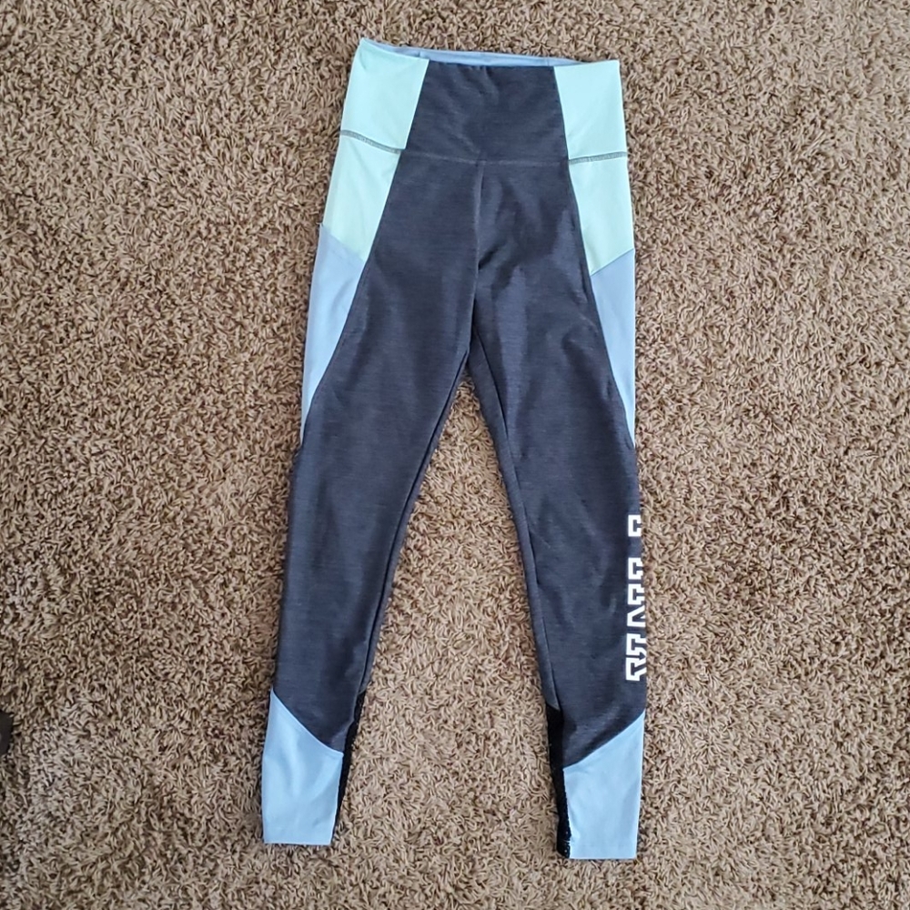 PINK workout leggings